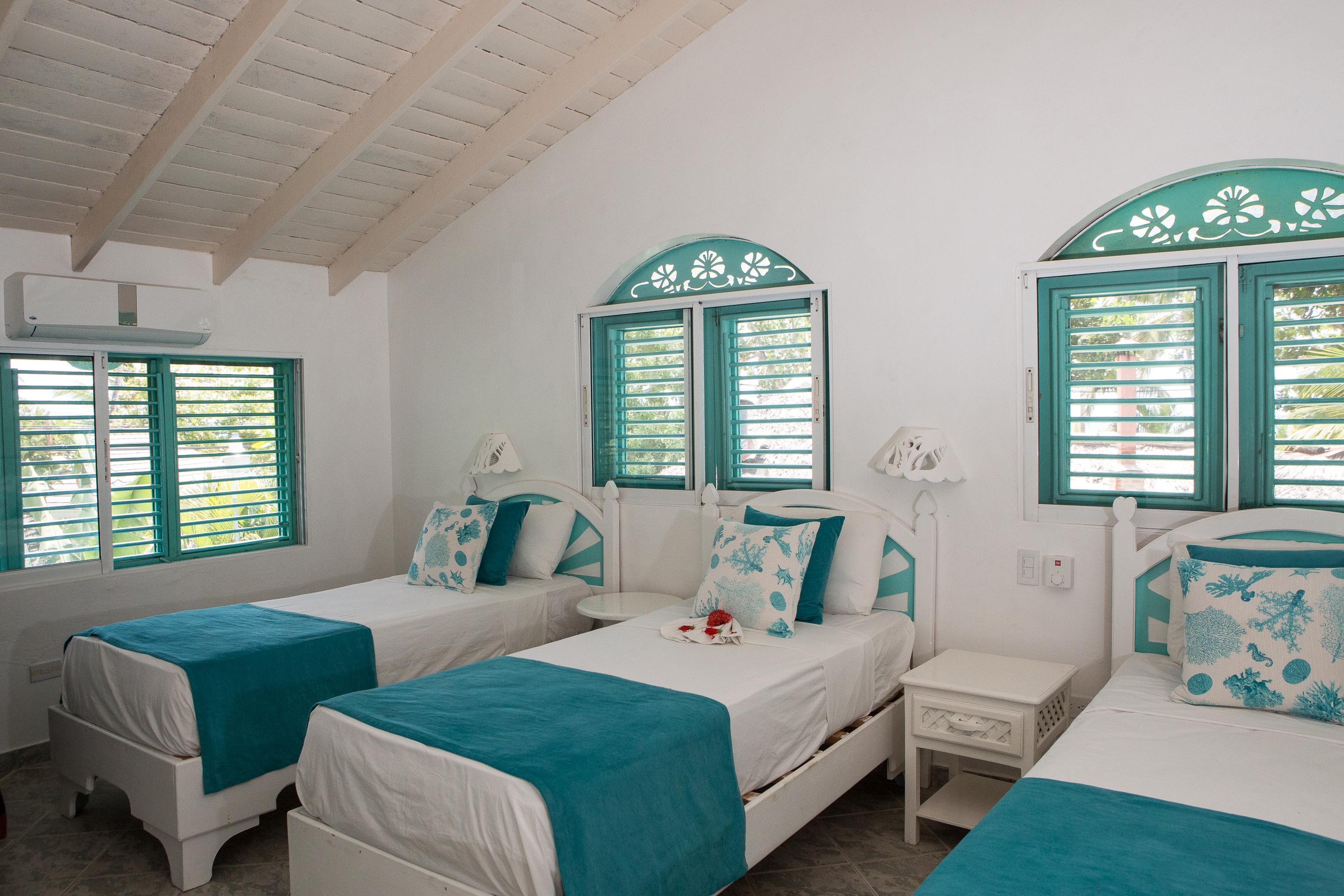 Hotel Playa Colibri 라스테레나스 외부 사진