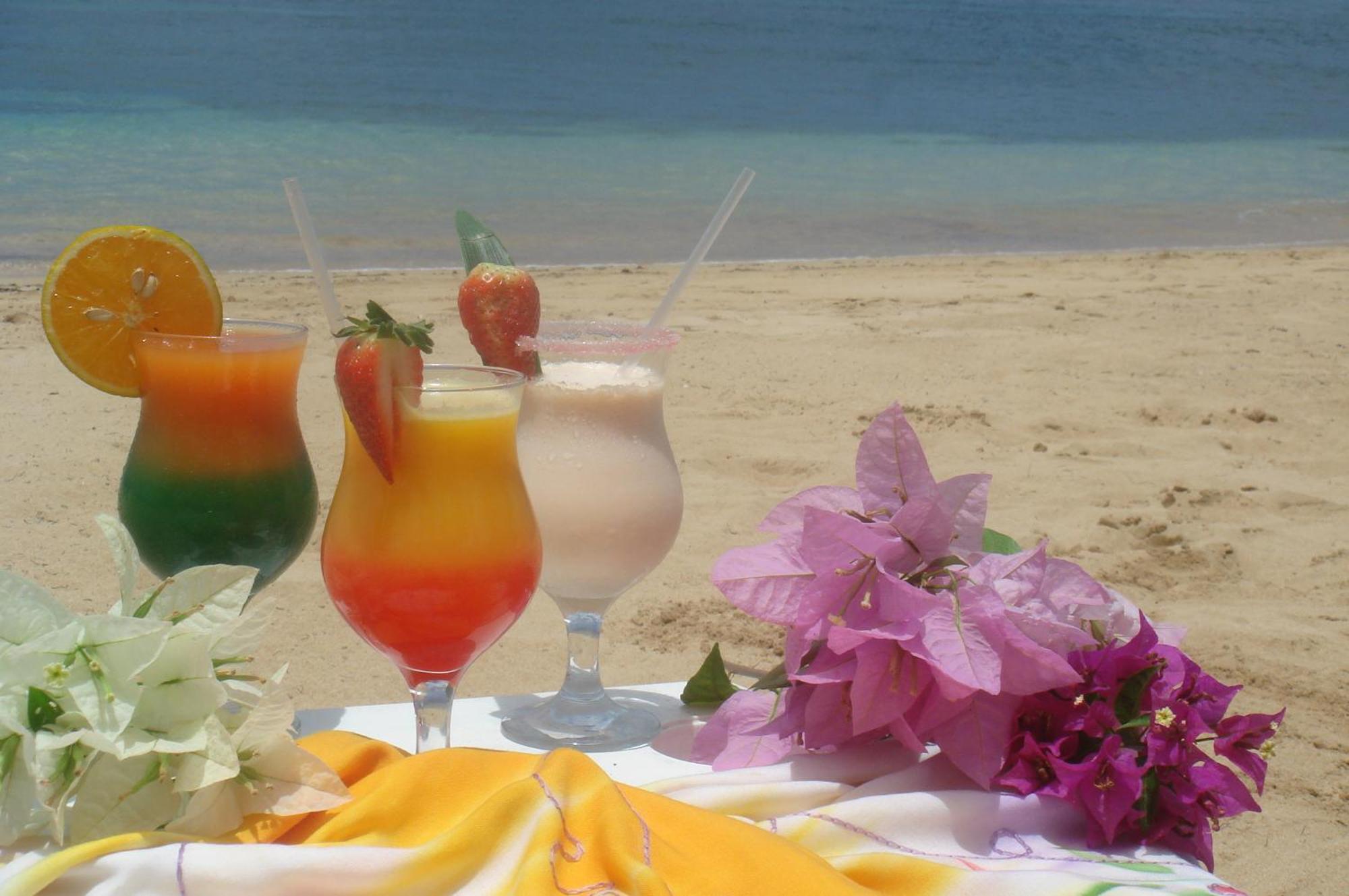Hotel Playa Colibri 라스테레나스 외부 사진