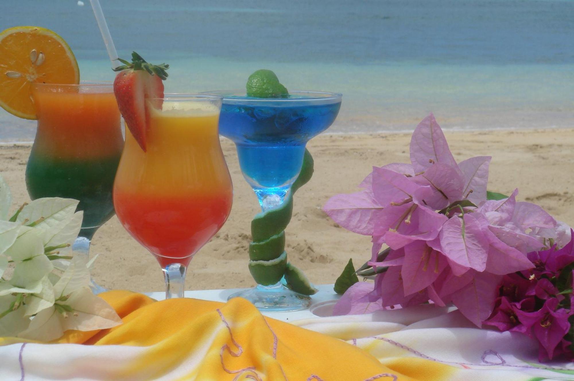 Hotel Playa Colibri 라스테레나스 외부 사진